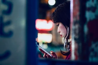 «Цифровой детокс» не повышает настроение: неожиданные итоги недели без соцсетей