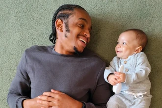 Неожиданная связь: как легкая тревога отца влияет на поведение ребенка