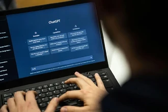 Как отличить научную статью учёного от текста, написанного чат-ботом?