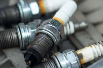 Дергается при разгоне? Как по свечам понять, что мотору нужна помощь