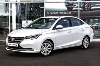 10 новых автомобилей дешевле 2 млн рублей в России: актуальный рейтинг