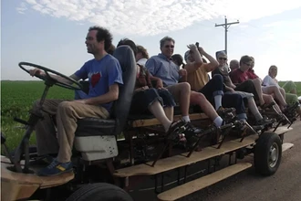 Велоавтобусы: почему экологичная идея не покорила города? Ответ физики