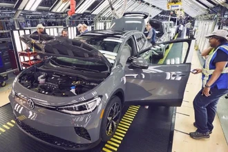 Падение спроса: Volkswagen приостанавливает производство в Германии